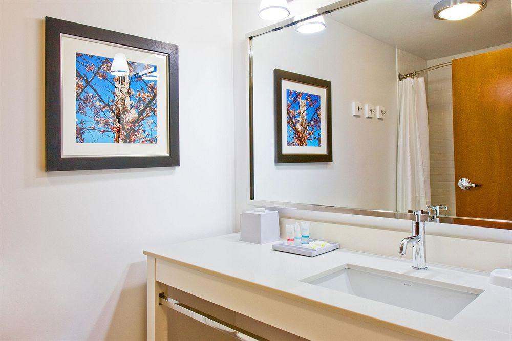 Four Points By Sheraton Raleigh Durham Airport Morrisville Εξωτερικό φωτογραφία